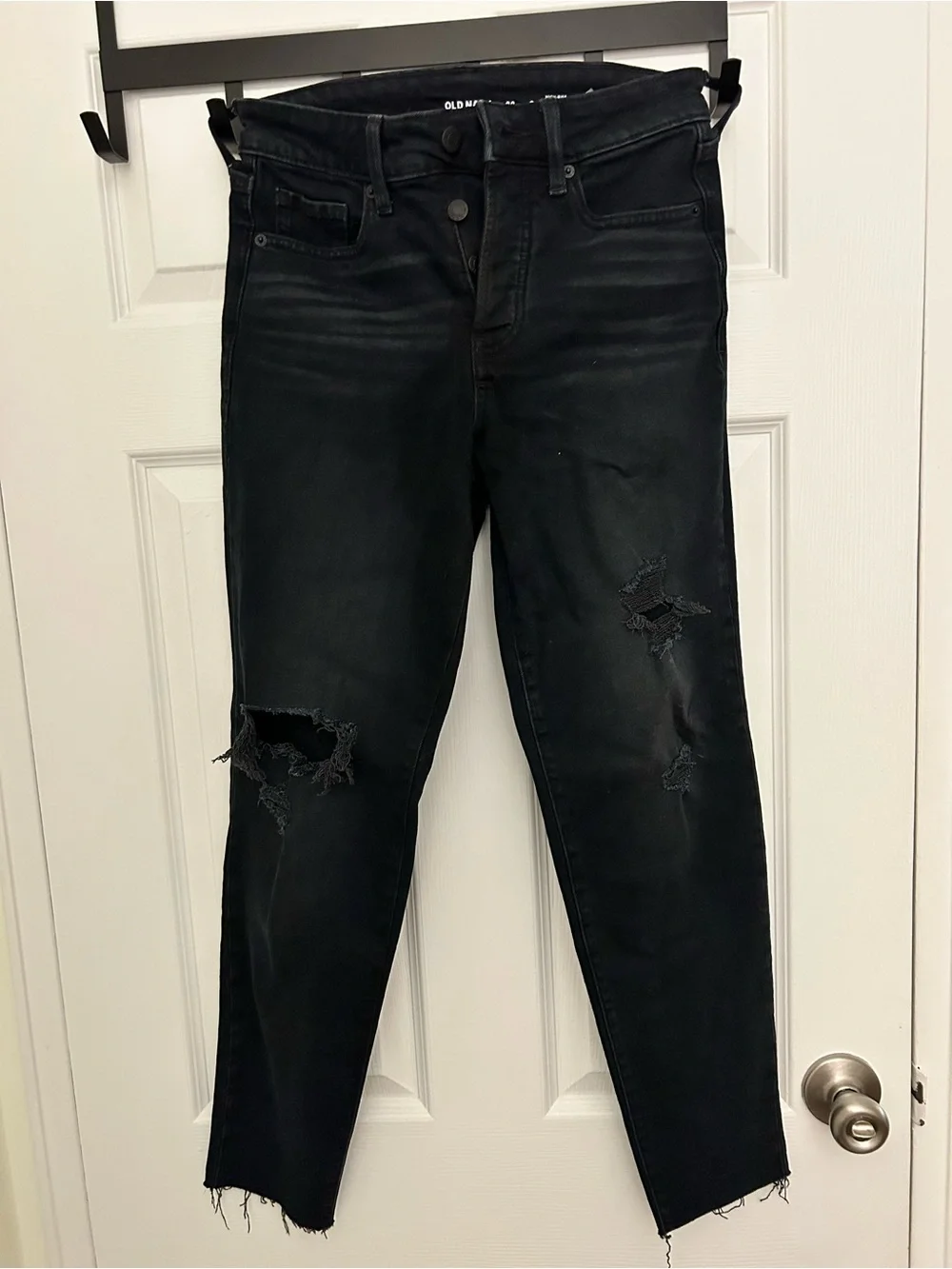 Old Navy Black Distressed Jeans